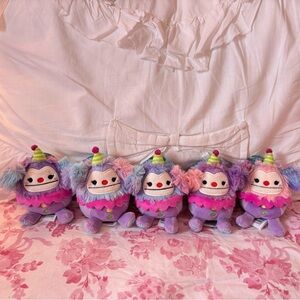 1 Yekaterina Clown big foot clip Squishmallows 3.5” NWT